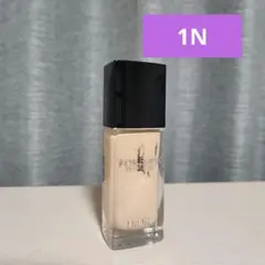 Dior リキッドファンデーション グロウ
