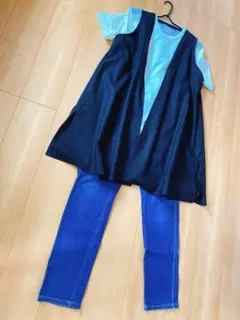 【ハンドメイド】黒のミディアムベスト　サイドスリット入り