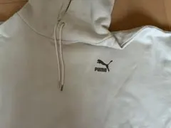 PUMA フード付きパーカー　レディース