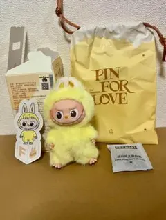 labubu 「F」THE MONSTERS PIN FOR LOVEペンダント