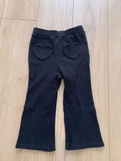 ハート型ポケット 黒 フレアパンツ