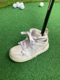 Item thumbnail for item bcb5b0ed-4be2-45ca-a7fc-208d70c46976