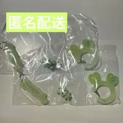 ジョンヨン ２個 TWICE LOVELYSアクリルカラビナフロッキーマスコット