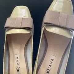Diana ベージュ リボン付きパンプス 22