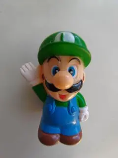 スーパーマリオブラザーズ　ルイージ ミニソフビ人形　フィギュア　未使用品