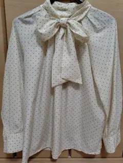 テチチ　Techichi　リボンつきブラウス　スタンドカラー