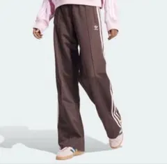 adidas originals トラックパンツ ブラウン×ピンク