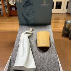 최종 가격 인하!LLADR의 도자기로 만든 엄마와 아이 동상