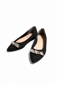 Perky ビジュー付き黒フラットシューズ