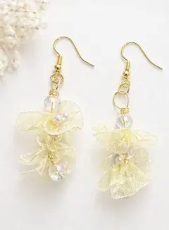 韓国風 フラワー ピアス パール 揺れる 上品 春 夏 大人可愛い お呼ばれ