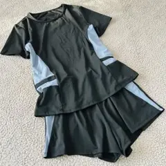 レディース美品水着♡ラッシュガード♡セットアップ　半袖パンツ【L】ブラックブルー