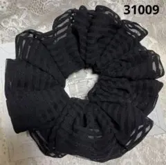 シュシュ31009黒のピンストライプ❣️