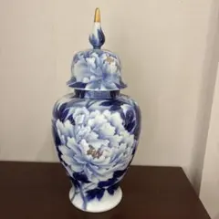 孔雀牡丹文 蓋付壺 陶器 飾り壺 - メルカリ
