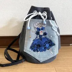 ロラライハリス　丸底巾着バッグ　ショルダーバッグ　ハンドメイド　デニムリメイク