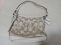 Coach　ハンドバッグ　ショルショルダーバック　 ホワイト ベージュ