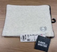 新品タグ付き UNIQLO カウズ ヒートテック ネックウォーマー　ホワイト