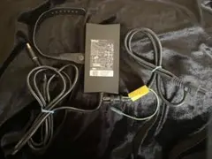 DELL DA130PE1-00 130W 純正電源アダプターのサムネイル