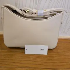 Item thumbnail for item f9df0277-6e9c-434b-b12d-5ba0f9f3f8d0