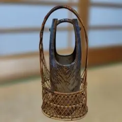 和風陶器花瓶　 持ち手付き 竹細工付き