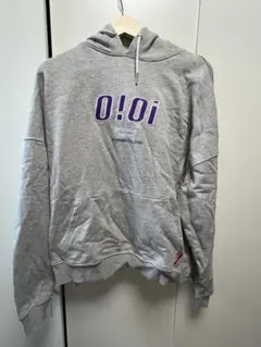 グレー Mサイズ ロゴプリント パーカーのサムネイル