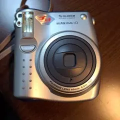 Fujifilm instax mini 10 インスタントカメラのサムネイル