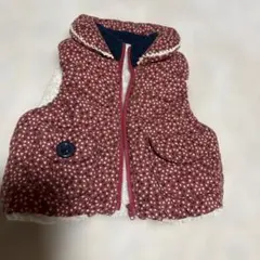 赤い花柄のフード付きベビーベスト 90cm