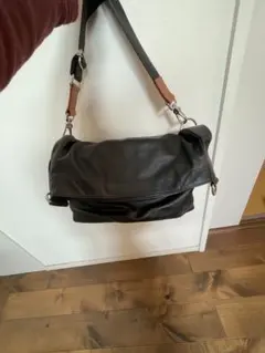 ショルダーバッグ