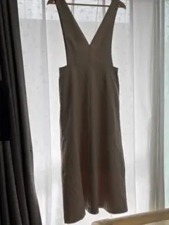 GU ジャンパースカート ベージュ Sサイズ　ベージュ