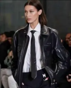 レザーネクタイ