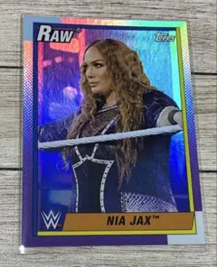WWE Topps Nia Jax ナイア・ジャックス リフラクター