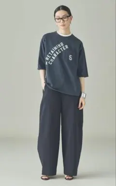 【UNIVERSAL OVERALL】別注ポケットTシャツ ネイビーのサムネイル