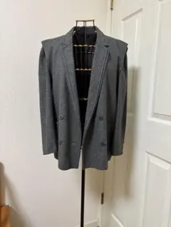 テーラードジャケット　グレー　卒業式　入学式