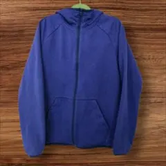 ユニクロ★ストレッチボアフリースフルジップパーカ（防風・長袖）