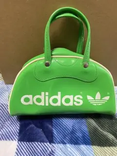 土日限定 80s old adidas enamel hand bag y2k