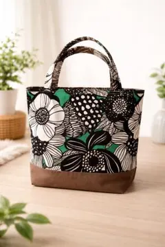 ハンドメイド リバーシブル　トートバッグ