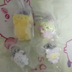 サンリオ　ポムポムプリン　ポチャッコ　めじるしアクセサリー　マスコット