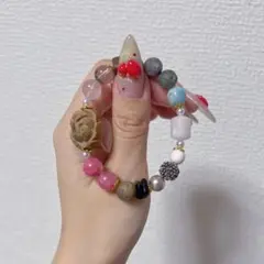 多色天然石ブレスレット 花モチーフ付き