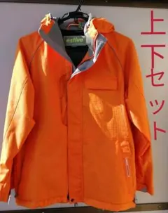 ESTIVO スノーボードウェア