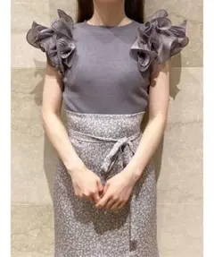 新品 ♡ スナイデル snidel ♡ ラッフルスリーブニットプルオーバー  ♡