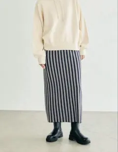 ストライプ柄ロングスカート／ネイビー×グレー