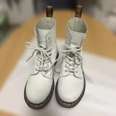 Dr. Martens 8ホール ブーツ ホワイト　レアのサムネイル