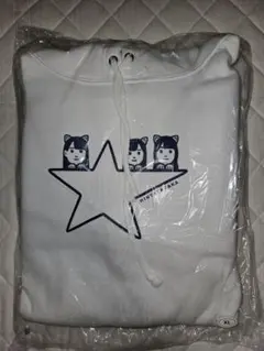 日向坂46 × カップスター パーカー　XL当選品 2025年最新】カップスター 日向坂の人気アイテム - メルカリ