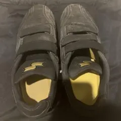 Item thumbnail for item eb3d2eb9-8f0e-4b5e-a35c-9efea7bd0482