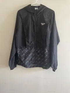 Reebok ブラック ナイロンジャケットM