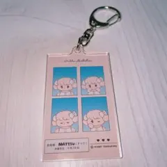 mikko illustrations 証明写真風アクリルキーホルダー ナッツ