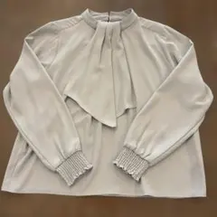 ロペピクニック　ボウタイ付きライトグレー長袖ブラウス　38