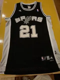 NBA スパーズ #21 ダンカン バスケジャージ ゲームシャツ 古着