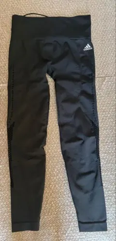 adidas タイトフィット ランニングパンツ