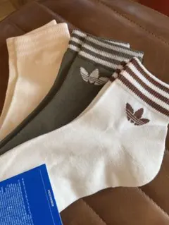 アディダス　オリジナルス　トレフォイルロゴ　くるぶしソックス　3足セット