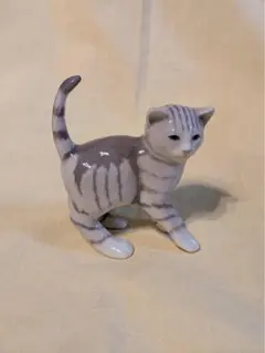 お値下げ中です リヤドロ 驚いた仔猫ちゃん ポーセリン スペイン